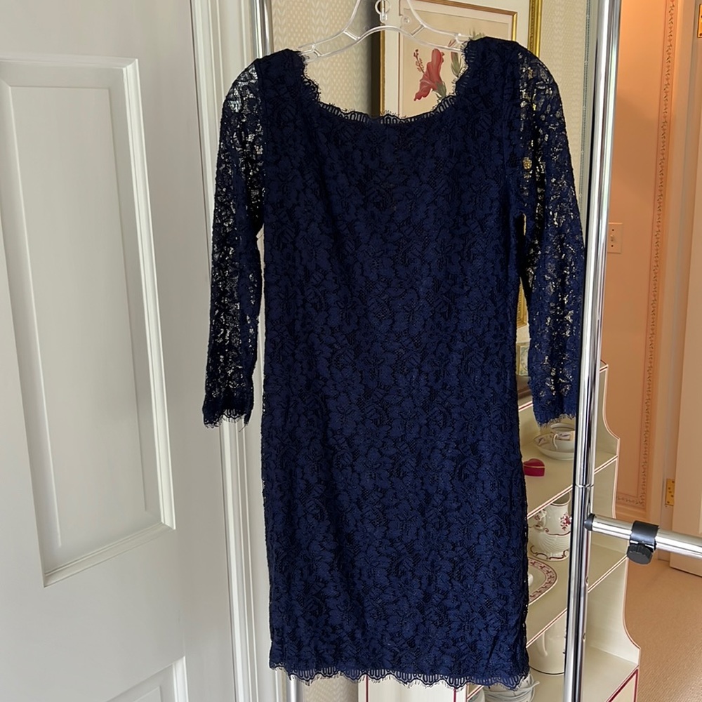 Diane von Furstenberg Navy Zarita mini dress, size 6